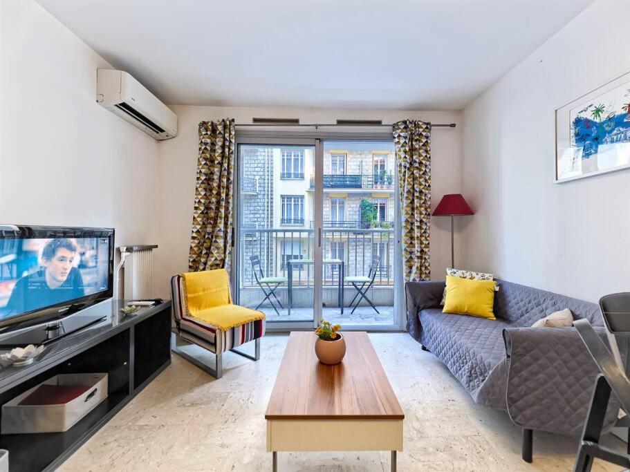 Appartement Superbe Pres De La Gare-clim-wifi-espace Dedie Au Travail *