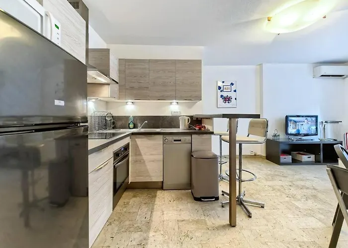 Superbe Appartement Pres De La Gare-Clim-Wifi-Espace Dedie Au Travail